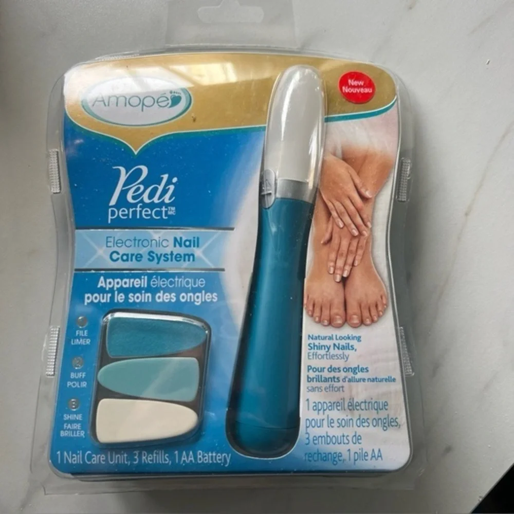 Amope Pedi Perfect Electronic Nail Care System New In Packaging Three Refills